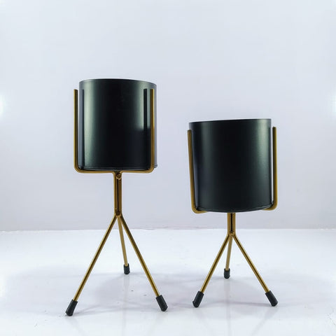 Modern black metal pot with iron stand [SET OF 2]