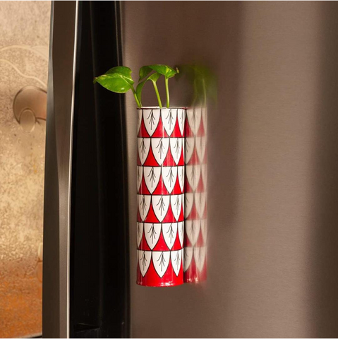 Magnetic planter C
